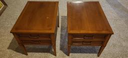 Lot of 2 Mid-Century Modern Hekman End Tables, 20in x 27in x 22in Tall w/ 2 Drawers