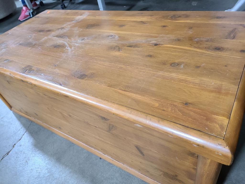 Very Nice Wooded Chest of Drawers w/ Engravings, Nice Wooden Cedar Chest