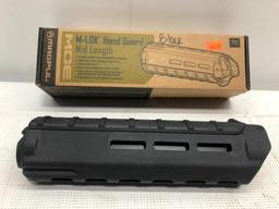 MAGPUL MOE M-LOK Hand Guard Black, Mid-Length MAG426-BLK AR15/M4