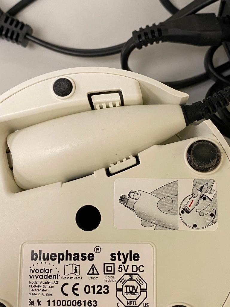 Invoclar Vivadent Bluephase Style Curing Light
