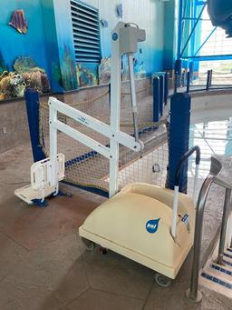 PAL 1000 Portable Aquatic Lift