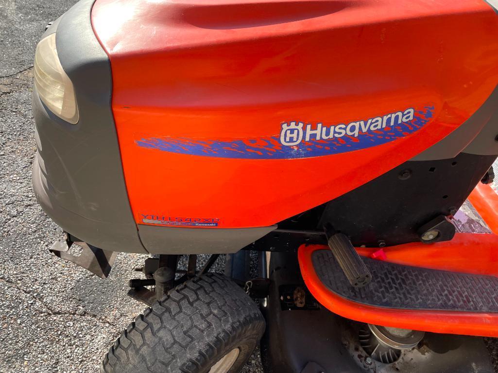 Husqvarna YTH1542XP Garden Lawn Tractor, 800 Hours, Runs Great