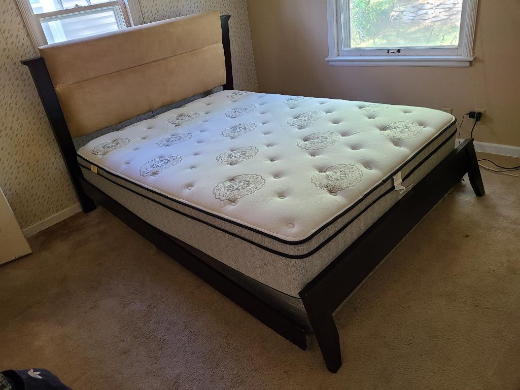 Queen Size Box Spring & Mattress w/ Headboard & Footboard, E.S.S. Medallion Mattress