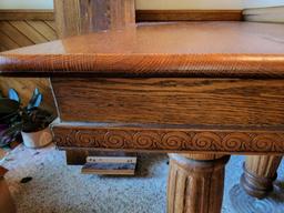 Antique Oak Table w/ 8 Leaves