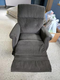 La-Z-Boy Recliner in Grey