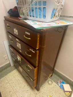 4-Drawer Wooden Dresser