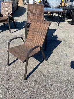 Lot of 6 Patio Chairs, Stackable, Sold 6 Times the High Bid, 6x$