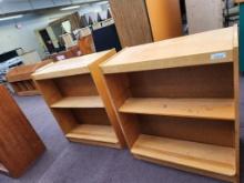 Tandem Bookshelf Unit, Front and Back Shelves, Double-Sided 42in x 36in x 20in