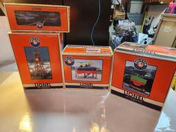 Lot of 4 Lionel Coaling Station, Heliport, Shell Oil Derrick, Union Pacific