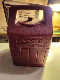 Coleman Lantern w/ Case