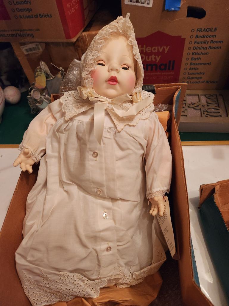 1950s Vintage Dolls - Victoria Madame Alexander Doll