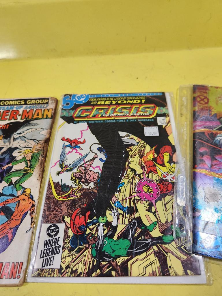 Three Vintage Comic Books, X-Men, Spiderman, Crisis of Infinite Earths 75 Cent & Others