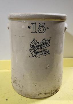 15 Gallon Stoneware Crock