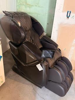 Cozzia CZ-641 Massage Chair w/ Orig. Receipts & Paperwork, Paid $5,745.88 at NFM