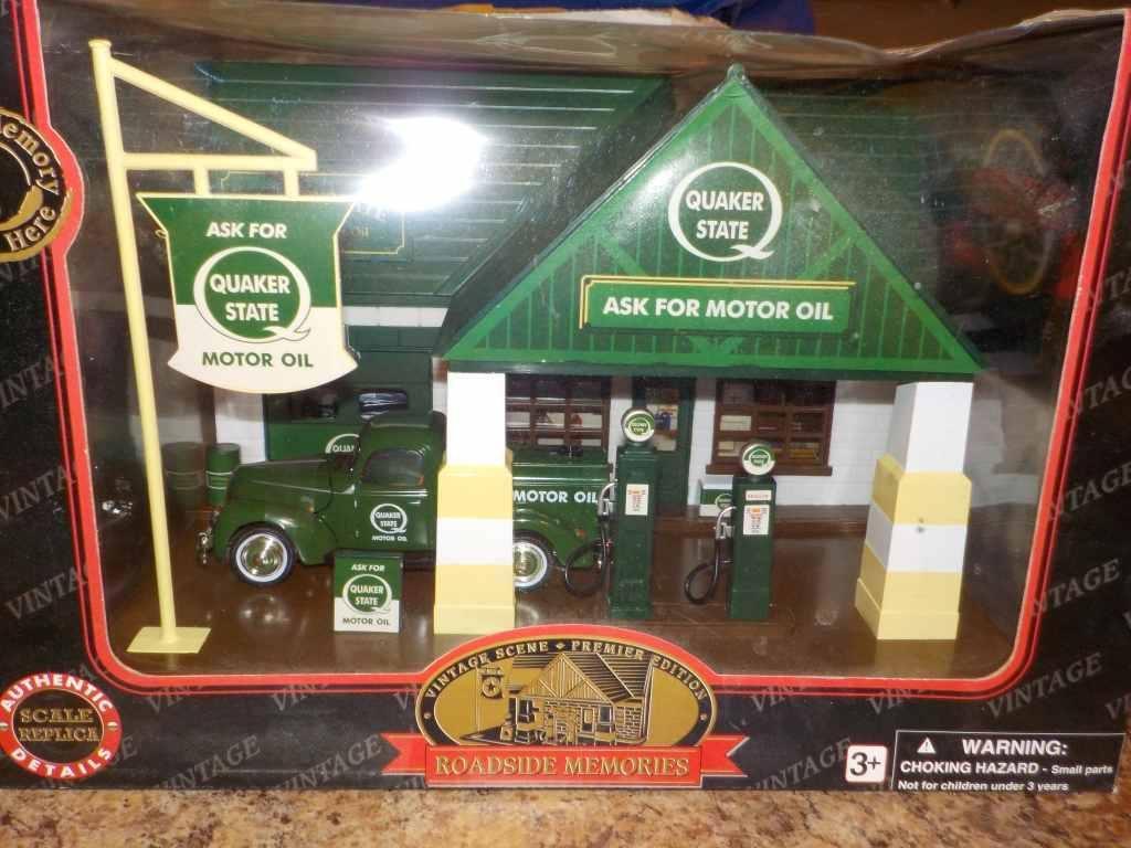 Scale Replica Roadside Memories Vintage Quaker State Gas Station and Ford Pickup