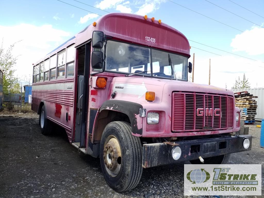 BUS, 1994 GMC BLUE BIRD, 24 PASSENGER, CAT 3116 DIESEL ENGINE, AUTOMATIC TRANSMISSION