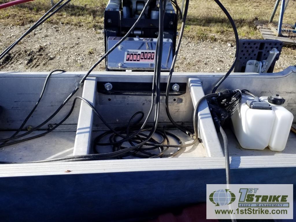 BOAT, HEWESCRAFT 18 FOOT RIVER RUNNER. EVINRUDE OUTBOARD PROP, POWER LIFT. WITH 1986 TRAILER