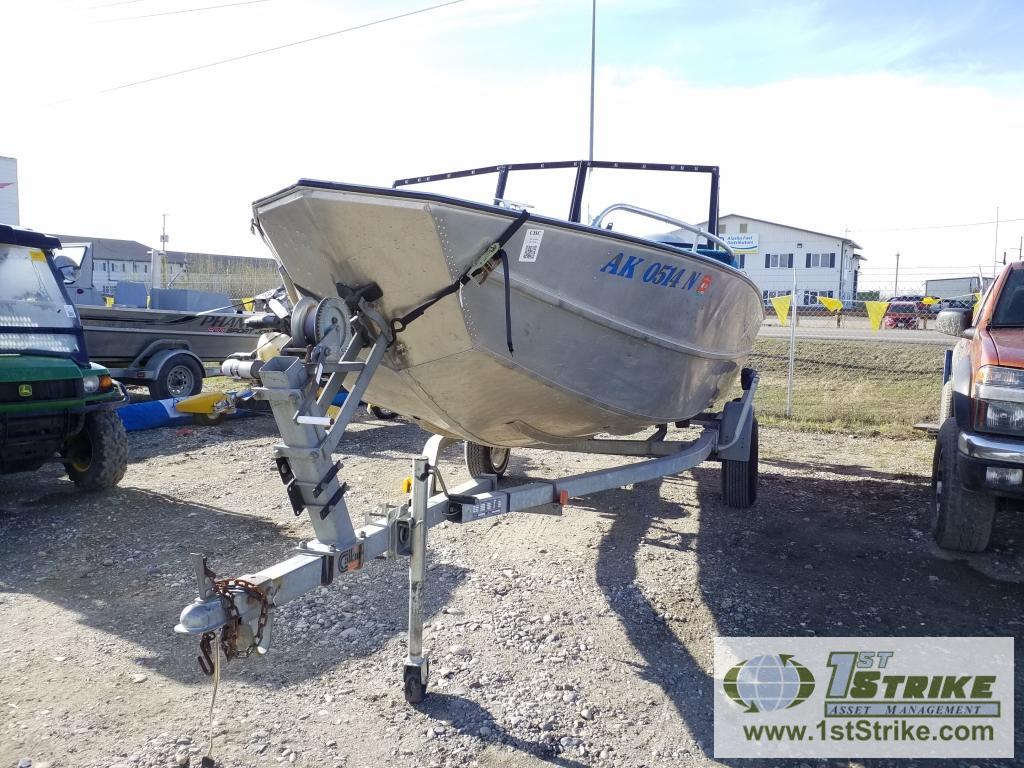 BOAT, HEWESCRAFT 18 FOOT RIVER RUNNER. EVINRUDE OUTBOARD PROP, POWER LIFT. WITH 1986 TRAILER