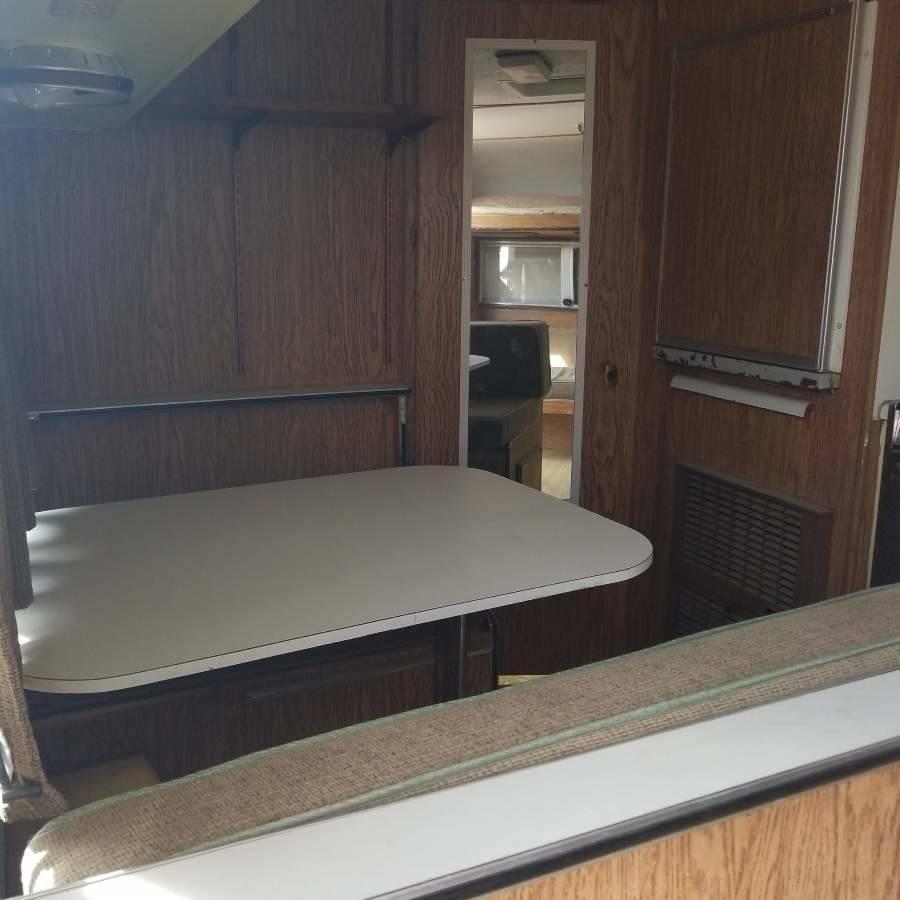 CAMPER TRAILER, KIT COMPANION, 16FT, TANDEM AXLE. NO TITLE