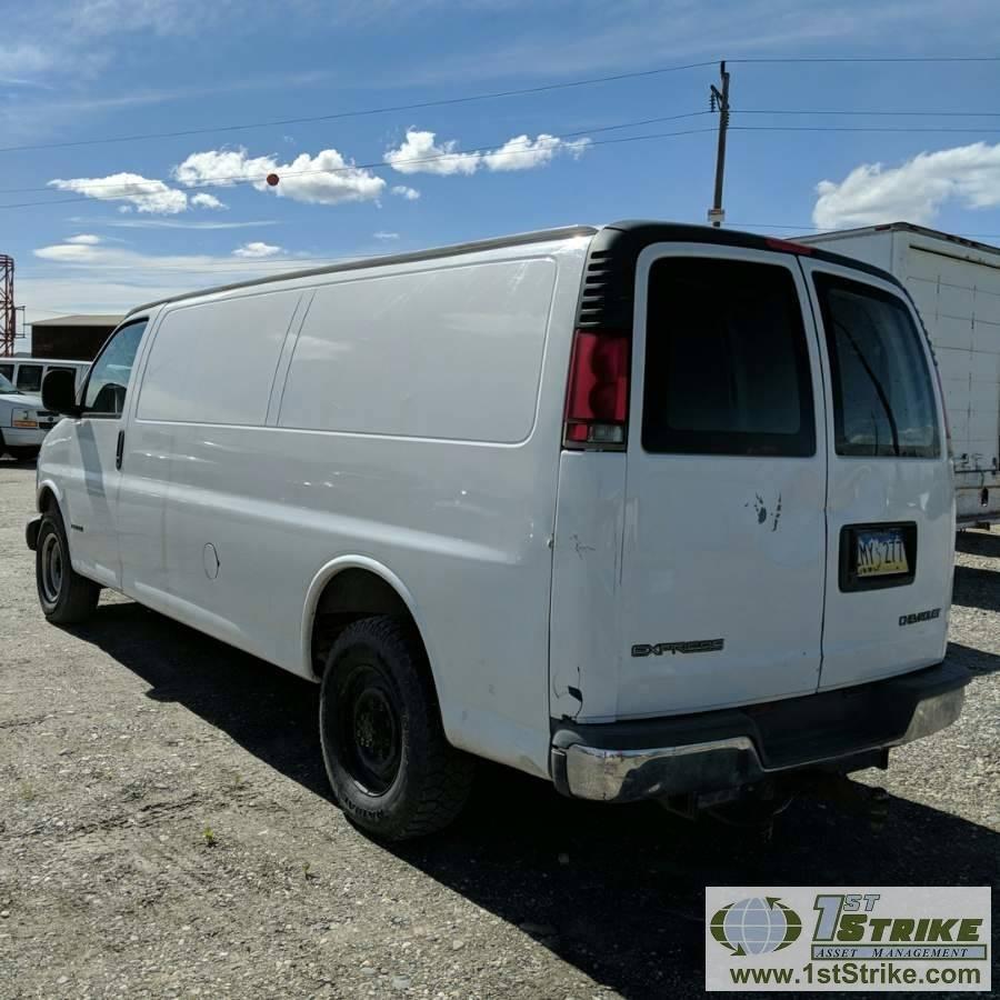 1999 CHEVROLET EXPRESS VAN 3500, 7.4L GAS, 2WD