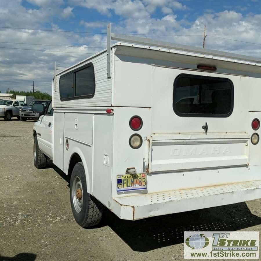 2001 DODGE RAM 2500, 5.9L MAGNUM GAS, 2WD, UTILITY BED, WITH TOPPER