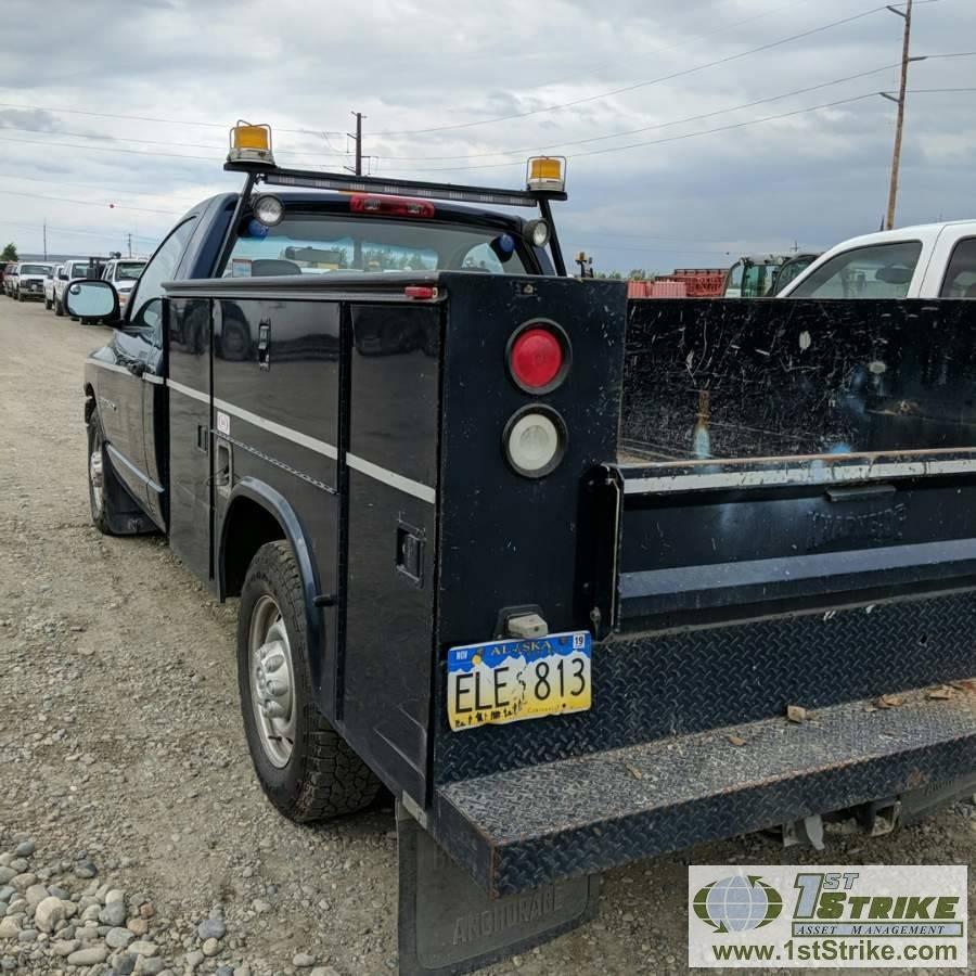 2004 DODGE RAM 2500, 5.7 HEMI GAS, 2WD, UTILITY BED