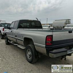 1998 DODGE RAM 2500 SLT, V10 8.0L GAS, 4X4, EXTENDED CAB, LONG BED