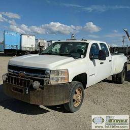 2007 CHEVROLET SILVERADO 3500HD, 6.6L DURAMAX DIESEL, 4X4, DUALLY, CREW CAB, LONG BED. WEBASTO