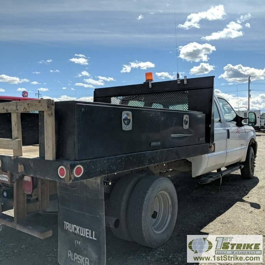 2007 FORD F-350 SUPERDUTY XL, 6.0L POWERSTROKE DIESEL, 4X4, DUALLY, CREW CAB, 9FT FLAT BED WITH BOXE