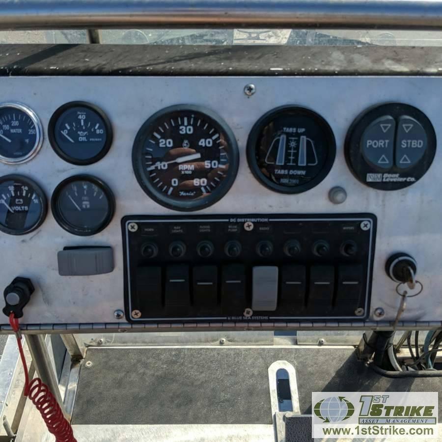 AIR BOAT, 2008, GM VORTEC 8100 ENGINE, WHIRLWIND COMPOSITE PROP, DUAL TANKS, 18FT X 7FT