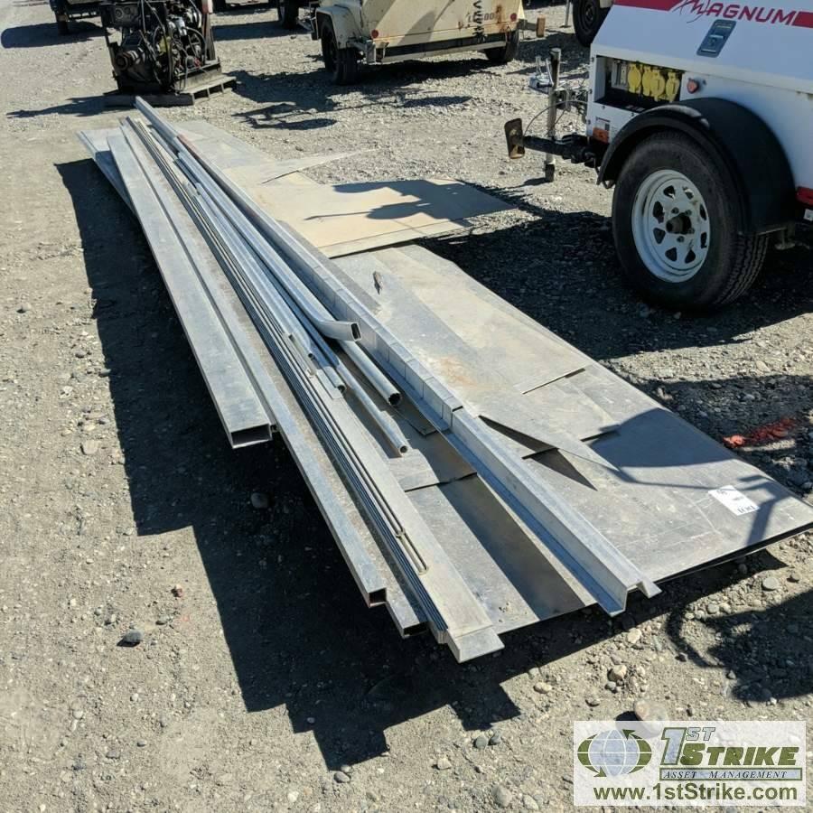 3 PALLETS. MISC ALUMINUM BOAT PARTS INCLUDING: CONSOLE, FUEL CELL CROSS HULL SEAT, PRE-CUT BOAT KIT
