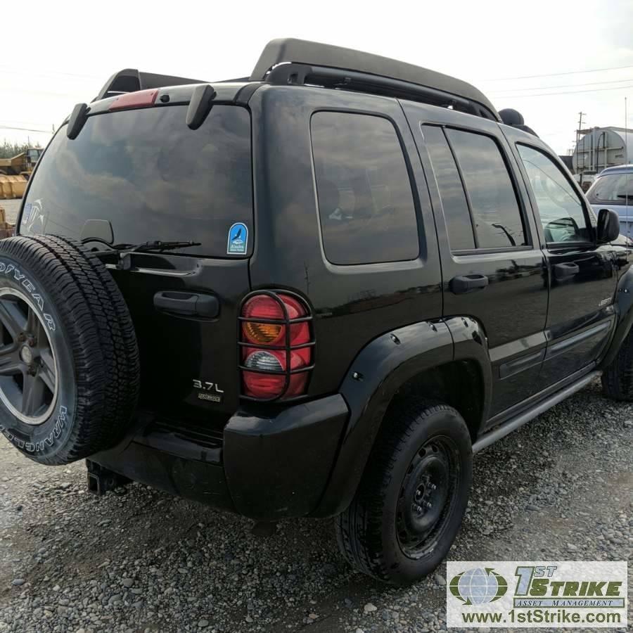 2004 JEEP LIBERTY RENEGADE, 3.7L GAS, 4X4, 4 DOOR