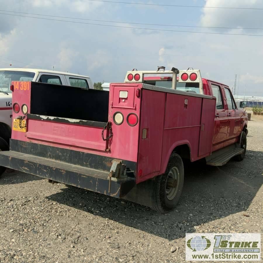 1997 FORD F-350 XL, 7.3L POWERSTROKE DIESEL, 4X4, CREW CAB, SERVICE BED