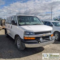 2013 CHEVROLET EXPRESS VAN, 5.3L GAS ENGINE, AWD, 7 PASSENGER