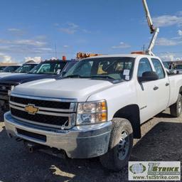 2013 CHEVROLET SILVERADO 2500HD, LS, 6.0L VORTEC GAS, 4X4, CREW CAB, LONG BED