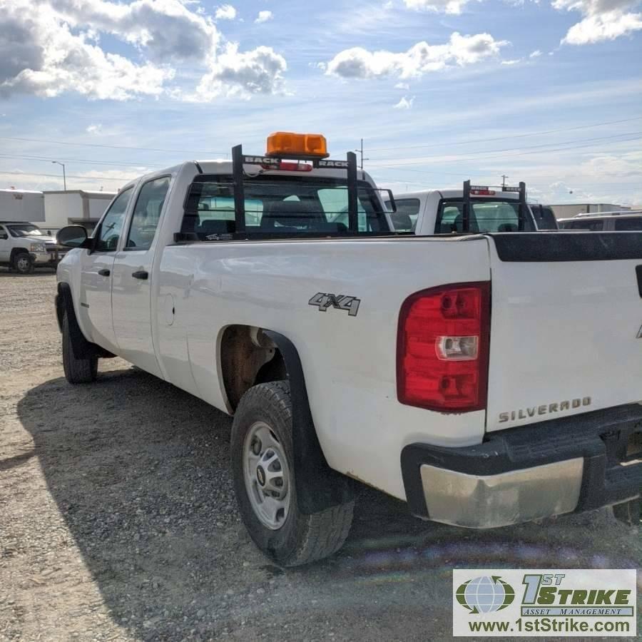 2013 CHEVROLET SILVERADO 2500HD, LS, 6.0L VORTEC GAS, 4X4, CREW CAB, LONG BED