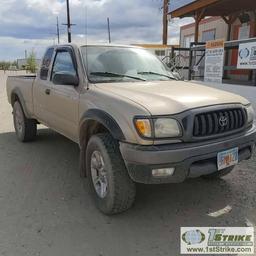 2002 TOYOTA TACOMA, 2.7L GAS, MAN TRANS, 4X4, EXTRA CAB