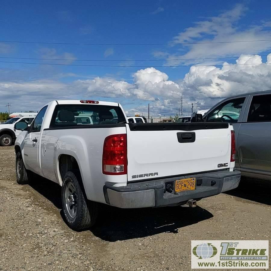 2009 GMC SIERRA SL, 4.8L VORTEC GAS, 4X4, STANDARD CAB, LONG BED