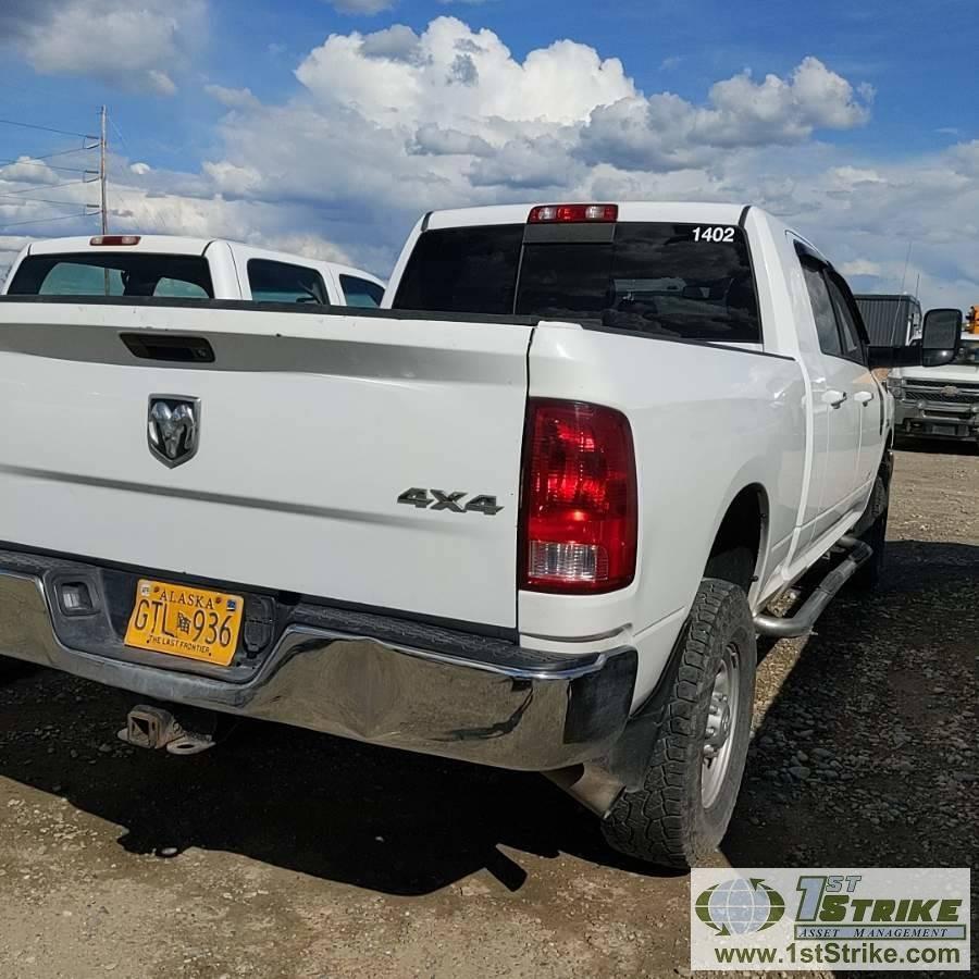 2014 RAM 2500 SLT, 6.4L HEMI GAS, 4X4, MEGA CAB, SHORT BED