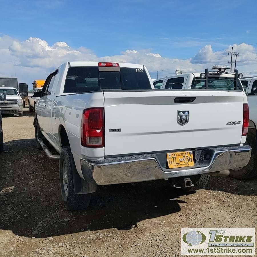 2014 RAM 2500 SLT, 6.4L HEMI GAS, 4X4, MEGA CAB, SHORT BED