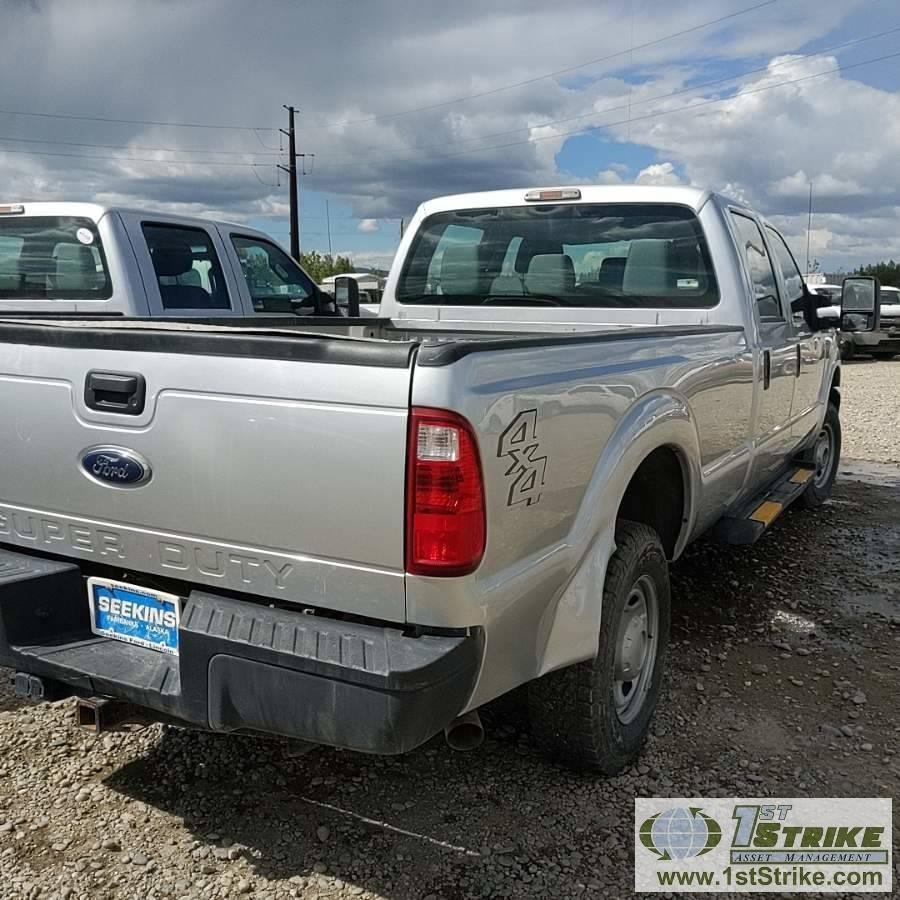 2014 FORD F-250 SUPERDUTY XL, 6.2L GAS, 4X4, CREW CAB, LONG BED