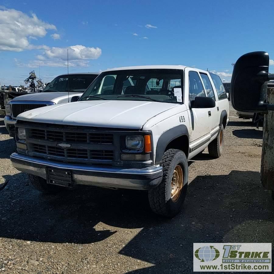 1999 CHEVROLET SUBURBAN 2500, 5.7L VORTEC, 4X4