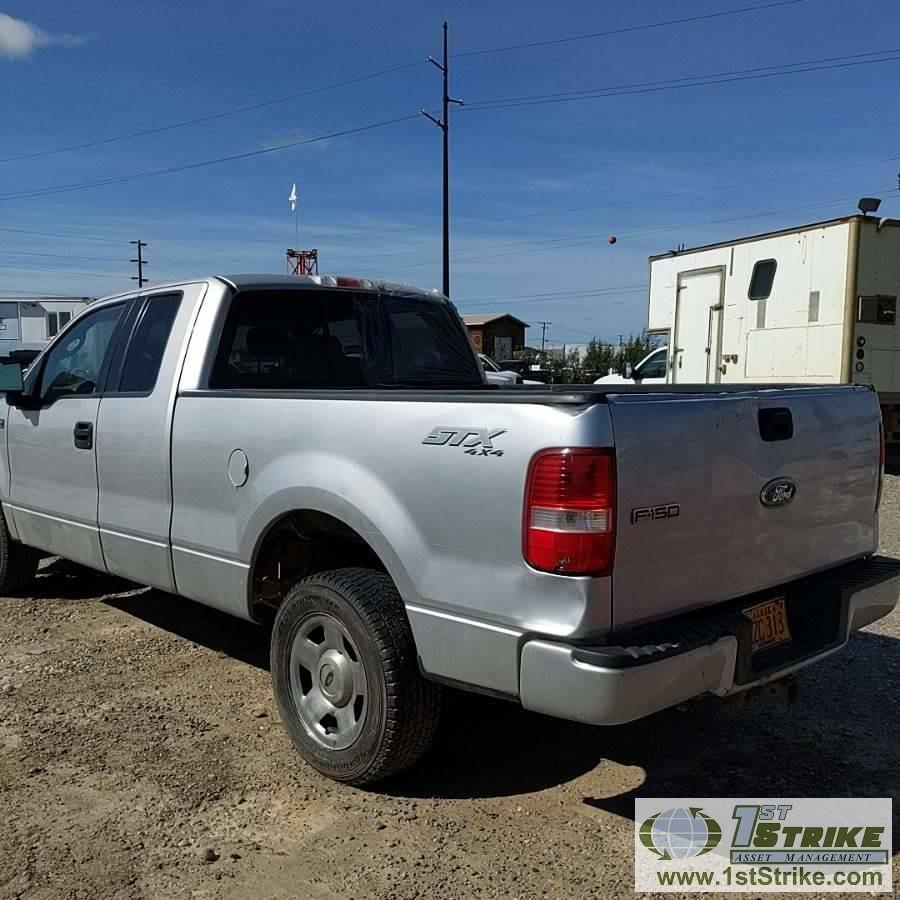 2005 FORD F-150 STX, 4.6L TRITON, 4x4, EXTENDED CAB, SHORT BED