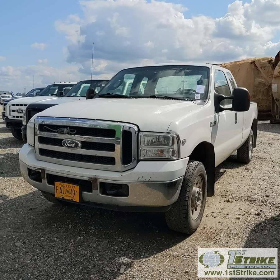 2006 FORD F-250 XLT, 6.8L TRITON, 4X4, EXTENDED CAB, LONG BED