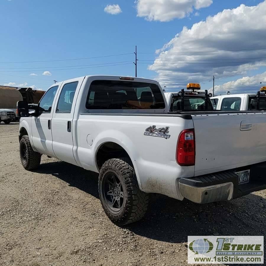 2011 FORD F-250 SUPERDUTY XL, 6.2L GAS, 4X4, CREW CAB, SHORT BED