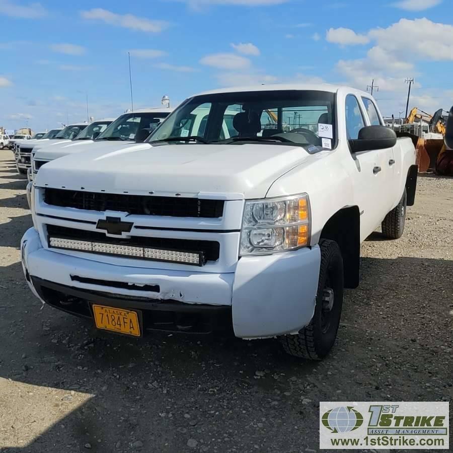 2010 CHEVROLET SILVERADO 2500HD LS, 6.6L DURAMAX, 4X4, CREW CAB, LONG BED