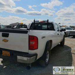 2010 CHEVROLET SILVERADO 2500HD LS, 6.6L DURAMAX, 4X4, CREW CAB, LONG BED