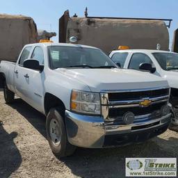 2008 CHEVROLET SILVERADO 2500HD LS, 6.6L DURAMAX, 4X4, CREW CAB, LONG BED. WEBASTO HEAT