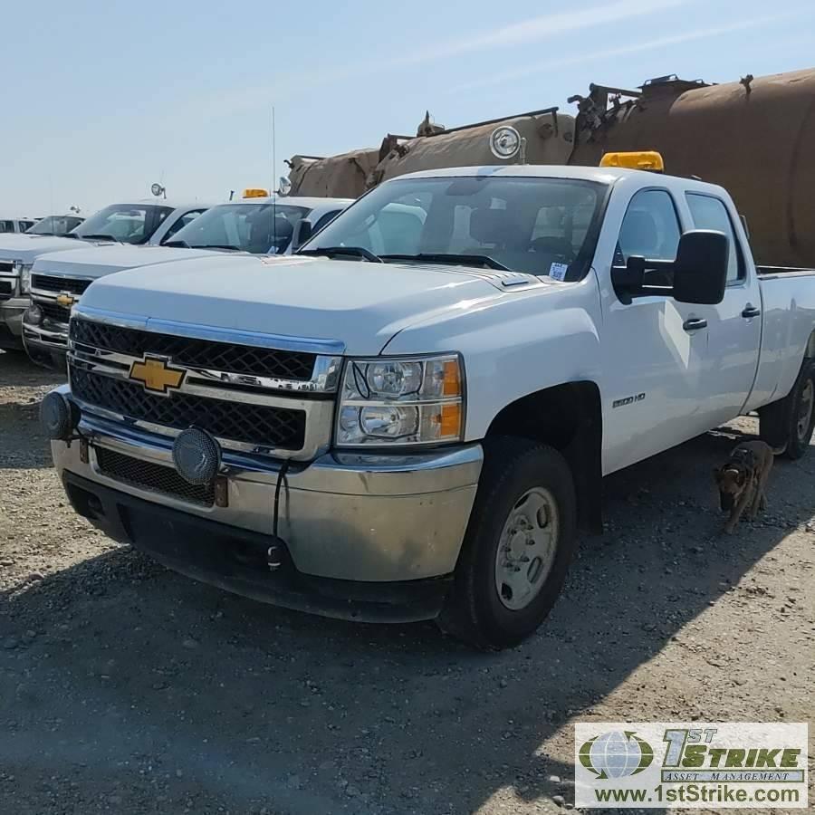 2012 CHEVROLET SILVERADO 2500HD LS, 6.6L DURAMAX, 4X4, CREW CAB, LONG BED. WEBASTO HEAT