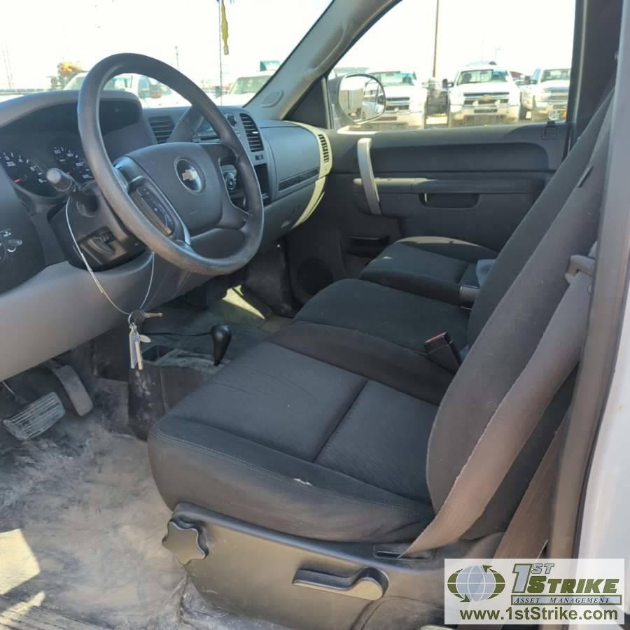 2010 CHEVROLET SILVERADO 1500 LS, 4.8L VORTEC, 4X4, EXTENDED CAB, SHORT BED